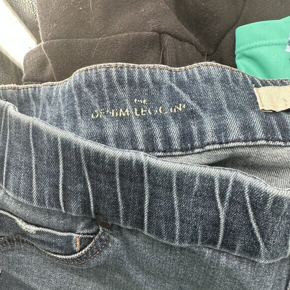 Liverpool Pull-on Jeans Womens size 14 Denim Leggings - Picture 3 of 7